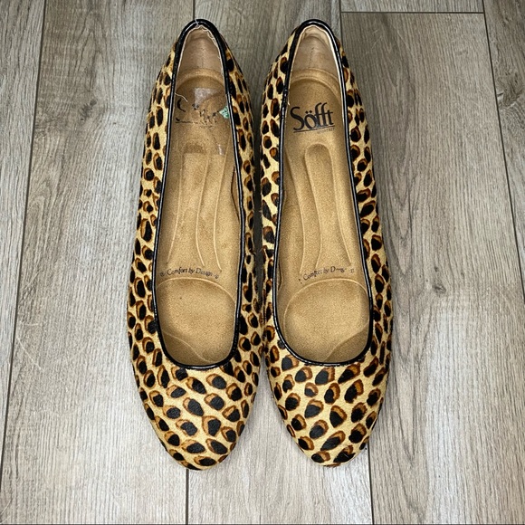 Sofft Cow Hair Uppers Leopard Print Low Block Heel Leather Pumps - Picture 2 of 6